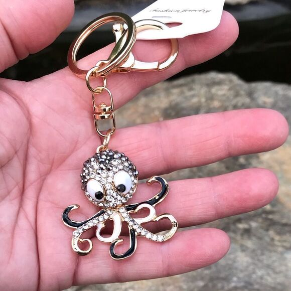 Octopus Keychain - Picture 2 of 11